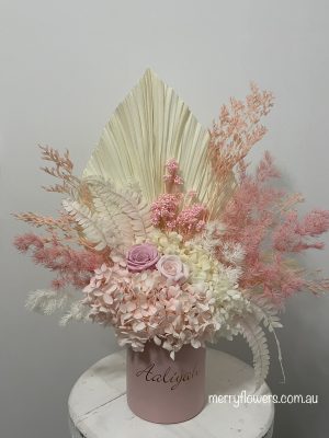 Pink dried flowers