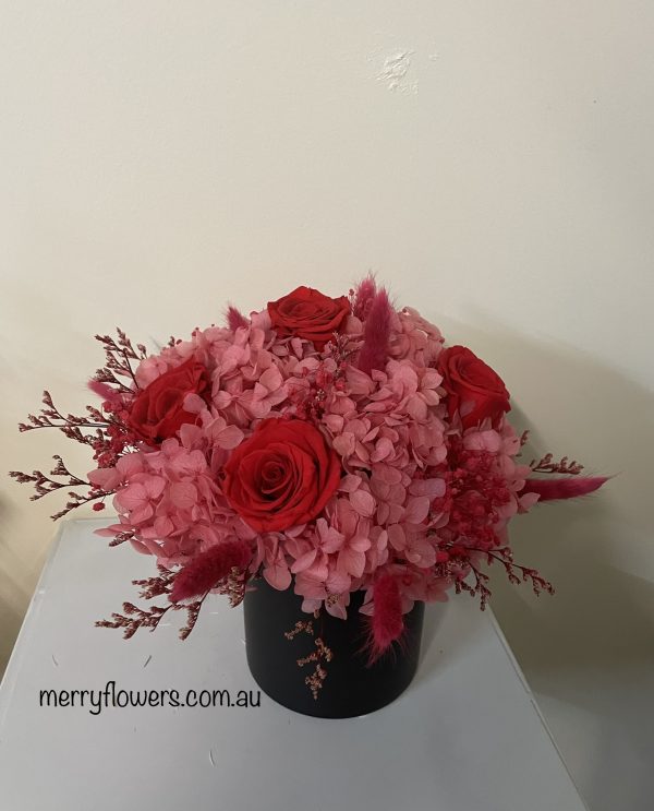 red rose bouquet