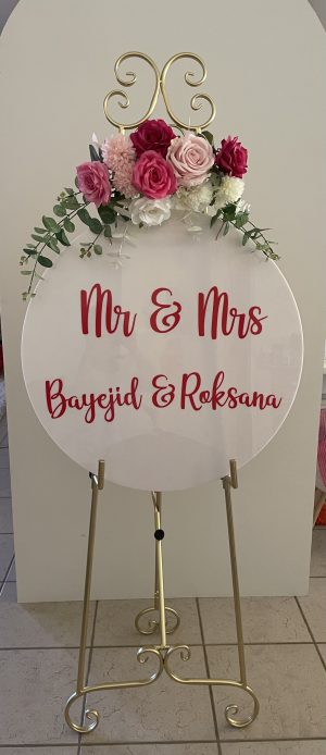 welcome sign